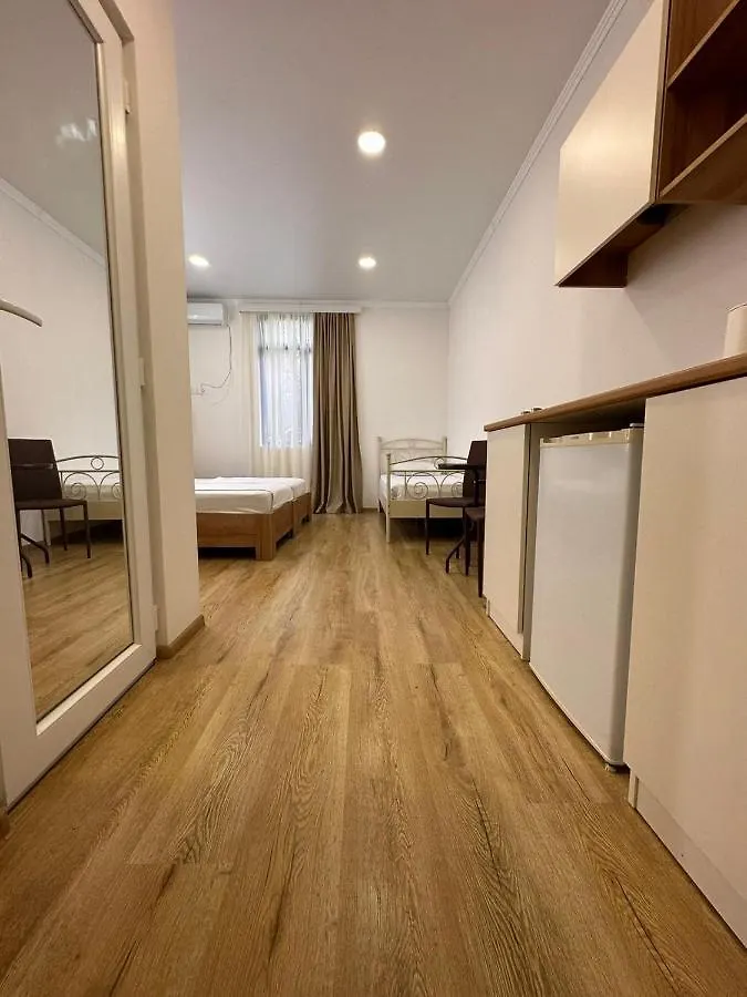 Middle City Guesthouse Batumi