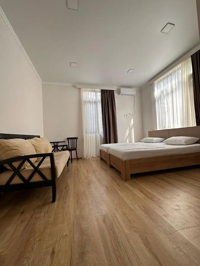 Guest house Middle City Guesthouse Batumi