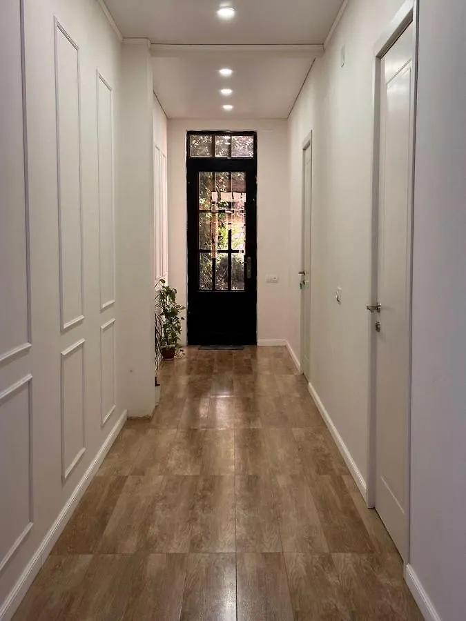 Middle City Guesthouse Batumi